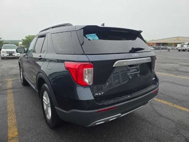 Certified 2023 Ford Explorer XLT w/ Equipment Group 202A AWD/4WD image 5