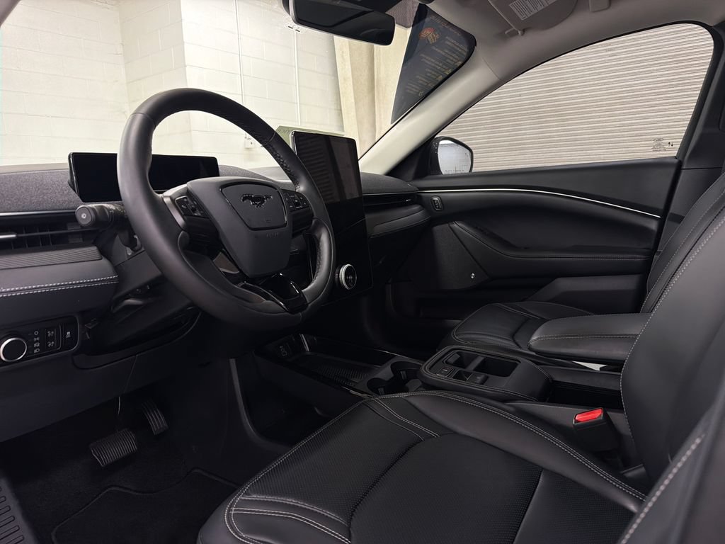 Certified 2025 Ford Mustang Mach-E Premium RWD image 6