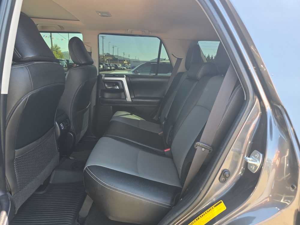 Used 2019 Toyota 4Runner SR5 Premium AWD/4WD image 16