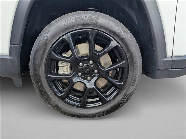 Used 2023 Jeep Compass Latitude w/ Sun and Sound Group AWD/4WD image 26