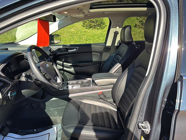 Certified 2024 Ford Edge SEL w/ Convenience Package AWD/4WD image 11
