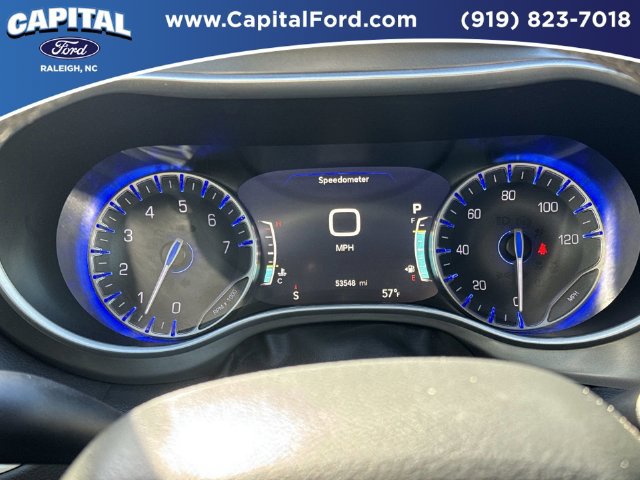 Used 2025 Chrysler Pacifica Select FWD image 24