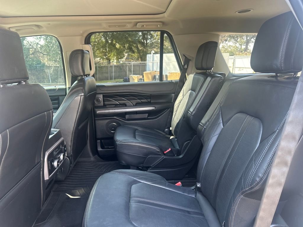 Certified 2021 Ford Expedition Platinum image 14