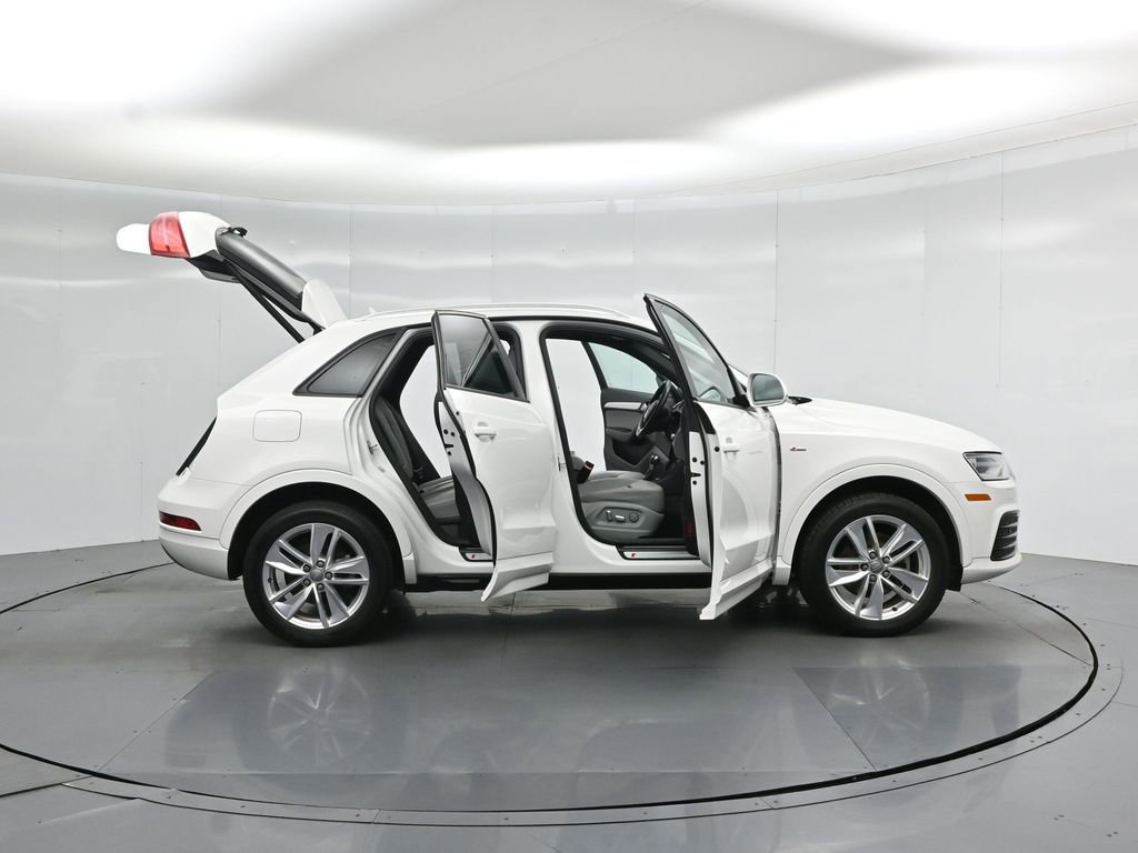 Used 2018 Audi Q3 2.0T Premium w/ Convenience Package image 5
