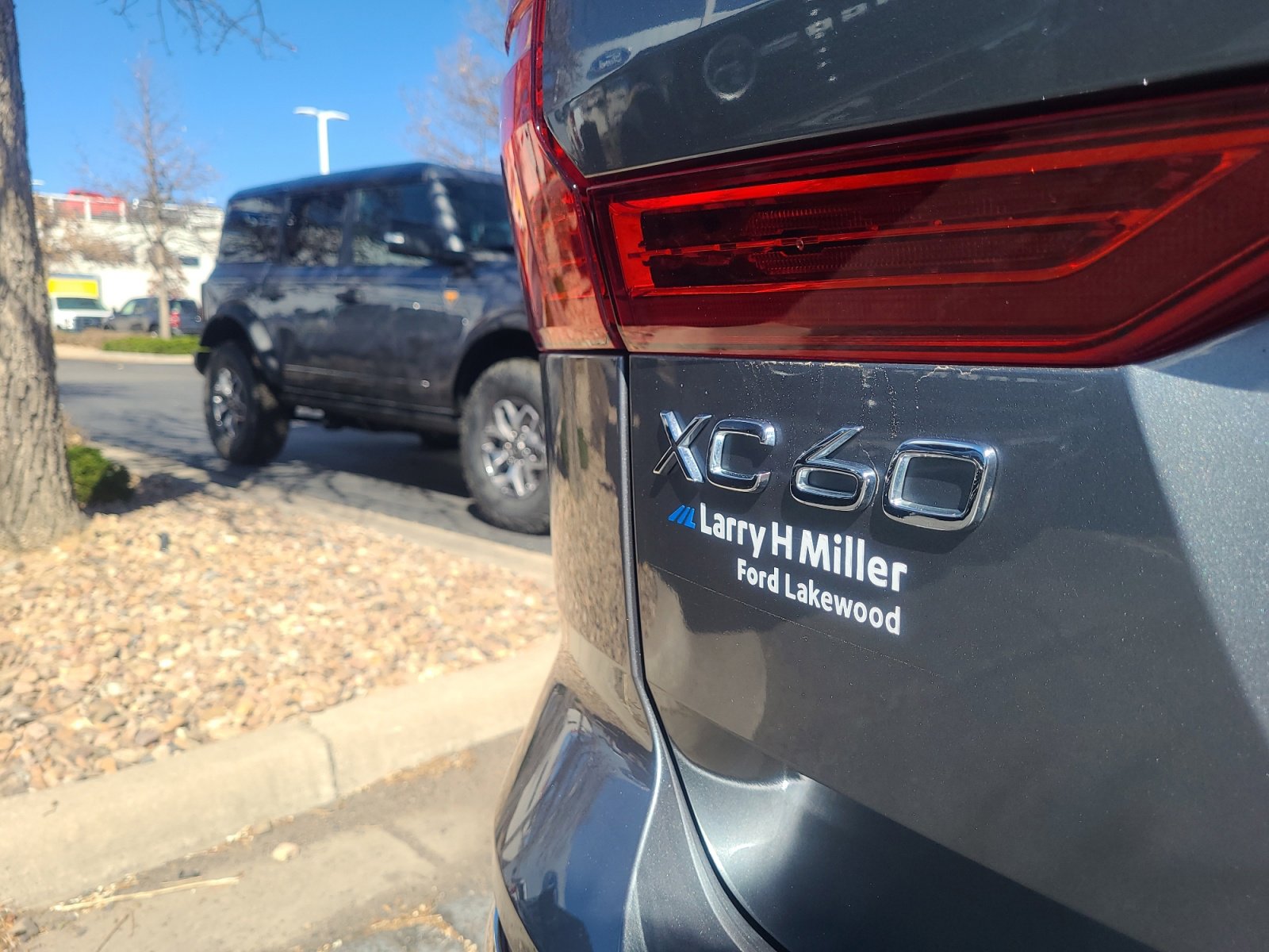 Used 2021 Volvo XC60 T5 Inscription w/ Advanced Package image 24