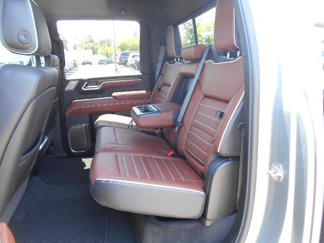 Used 2025 GMC Sierra 3500 Denali Ultimate AWD/4WD image 10