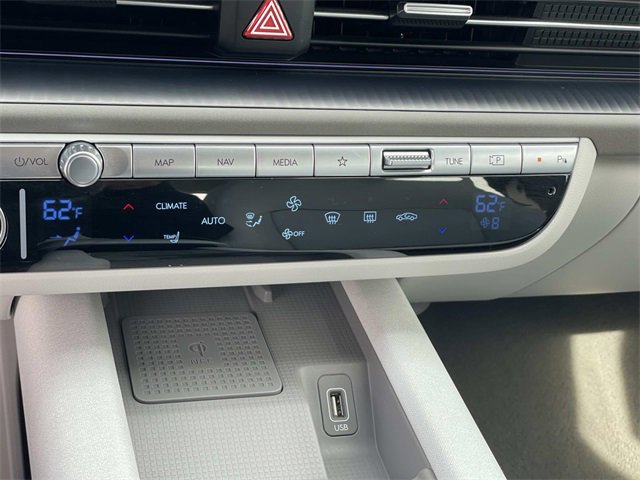 Used 2023 Hyundai Ioniq 6 SEL image 16