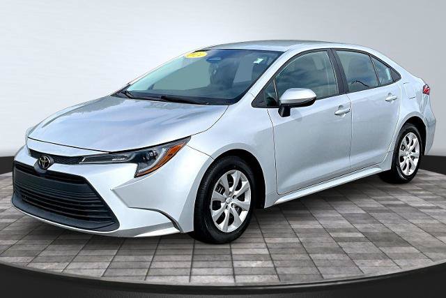 Used 2024 Toyota Corolla LE FWD image 12