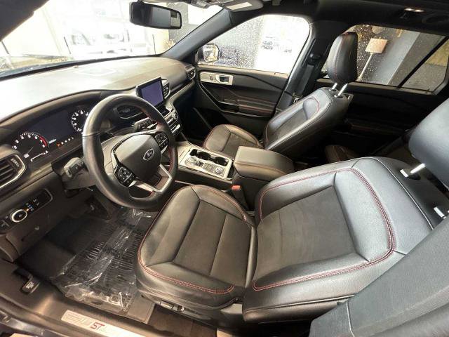 Certified 2024 Ford Explorer ST-Line w/ Class IV Trailer Tow Package AWD/4WD image 20