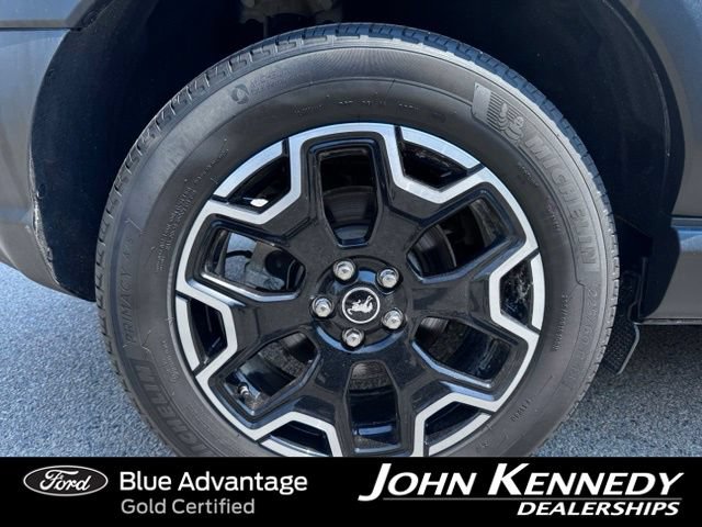 Certified 2025 Ford Bronco Sport Outer Banks w/ Outer Banks Tech Package+ AWD/4WD image 4