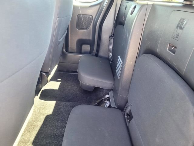 Used 2022 Nissan Frontier S image 12
