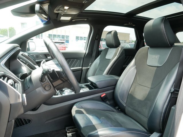 Certified 2020 Ford Edge ST w/ Equipment Group 401A AWD/4WD image 14
