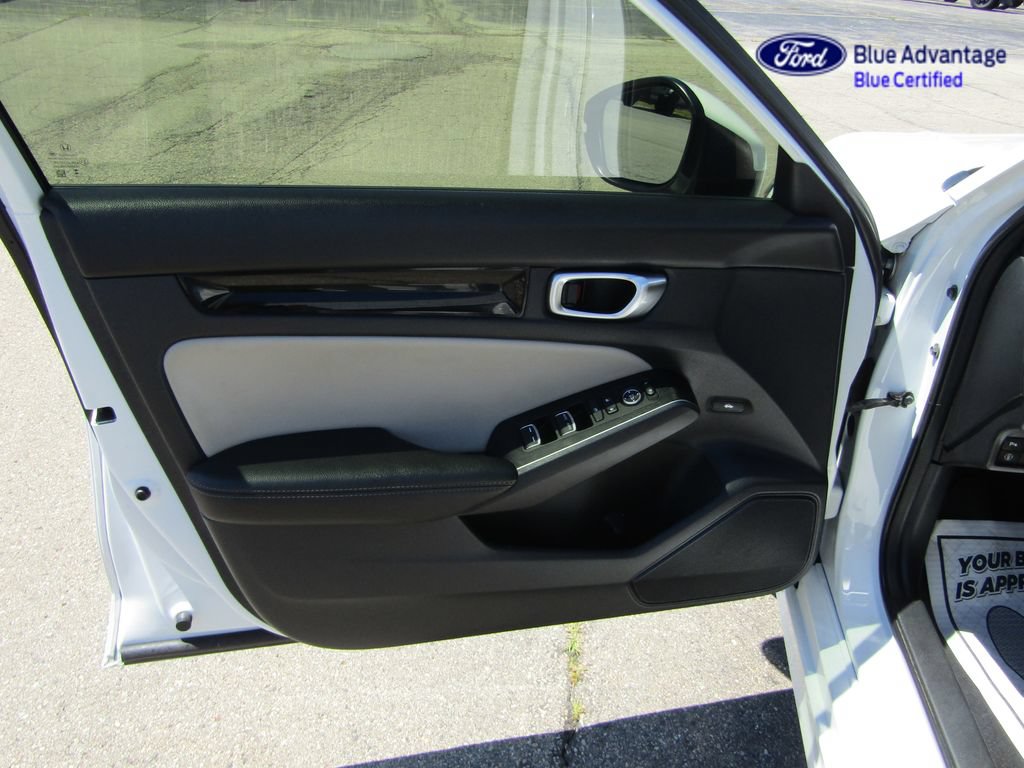 Used 2023 Honda Civic Touring image 26