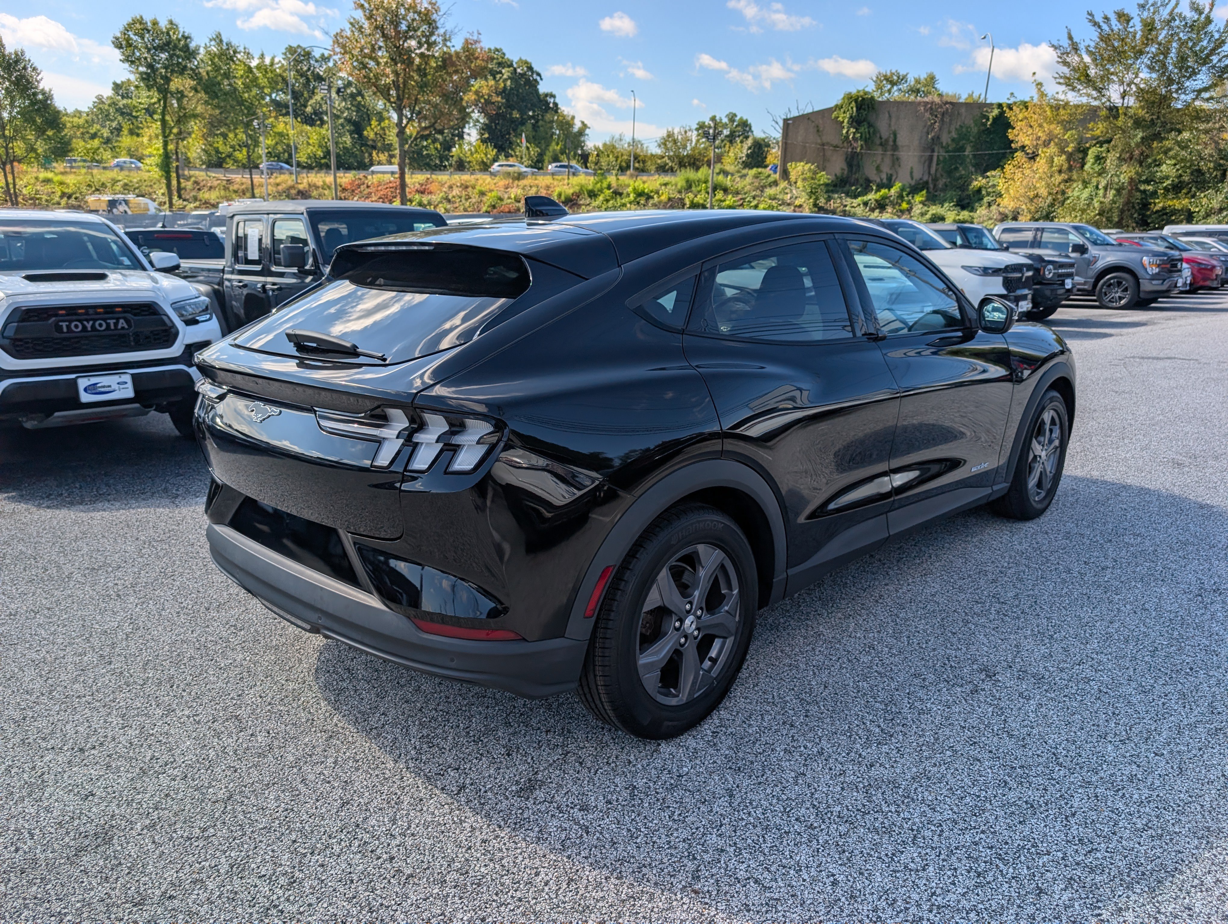 Certified 2022 Ford Mustang Mach-E Select RWD image 7