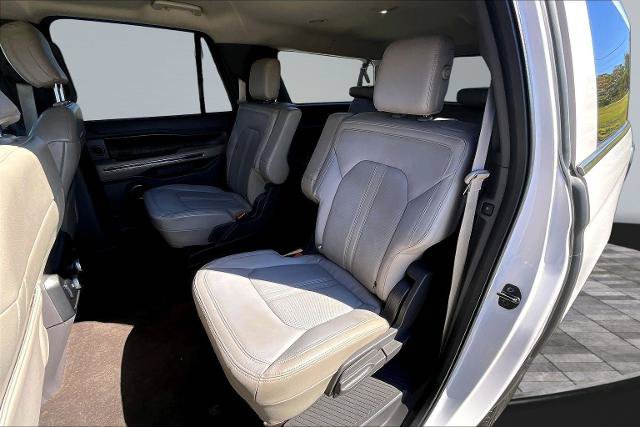 Certified 2019 Ford Expedition Max Limited w/ Driver Assistance Package AWD/4WD image 26