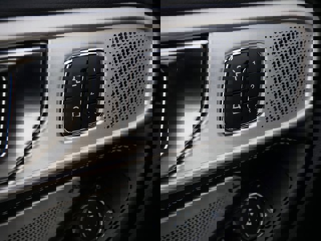 Certified 2020 Ford Explorer ST w/ Premium Technology Package image 15