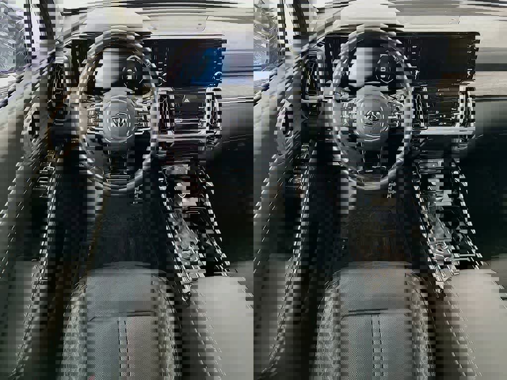 Used 2021 Kia Sorento SX Prestige image 12