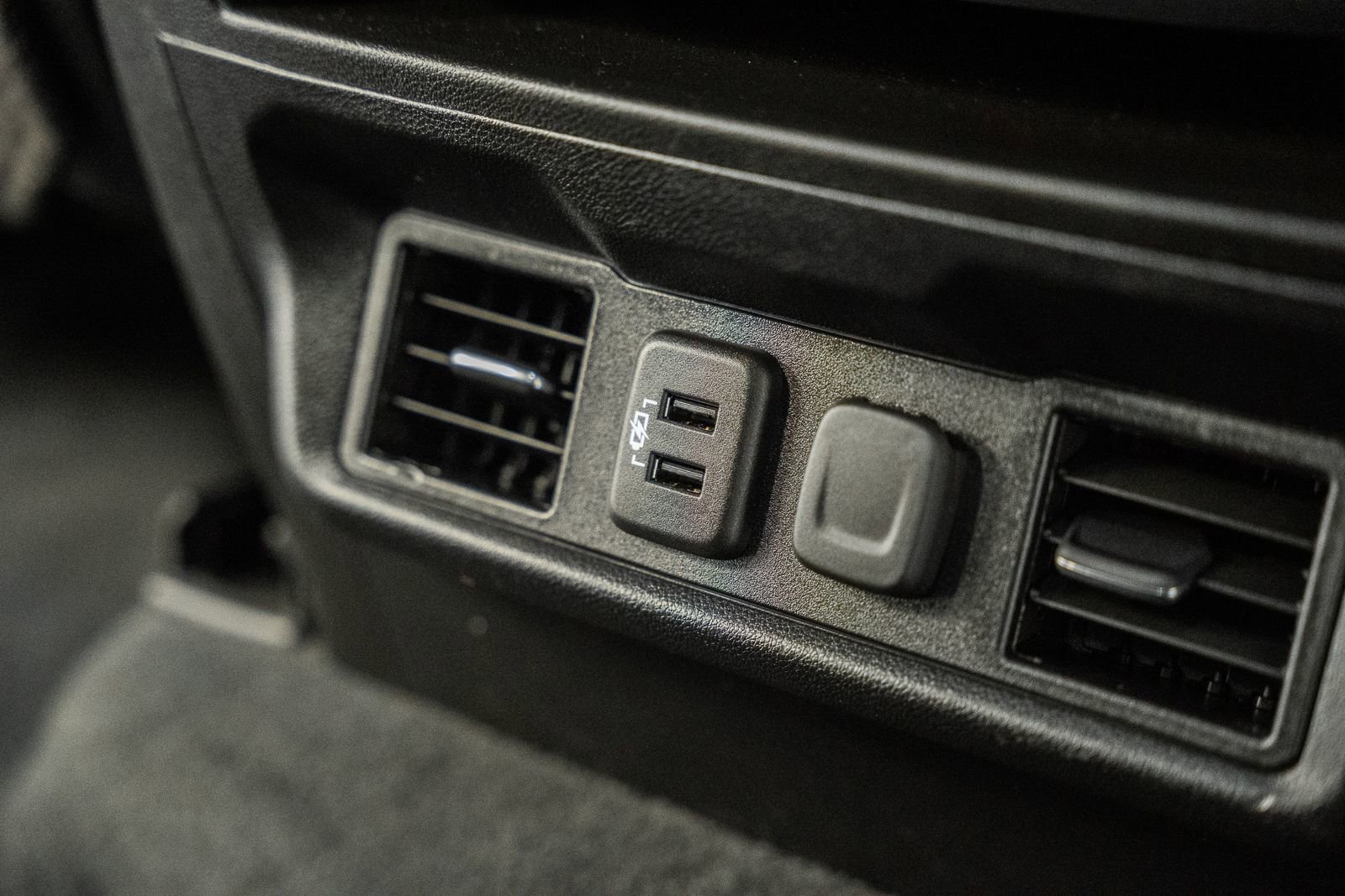 Used 2020 Chevrolet Silverado 1500 LT w/ All-Star Edition image 33