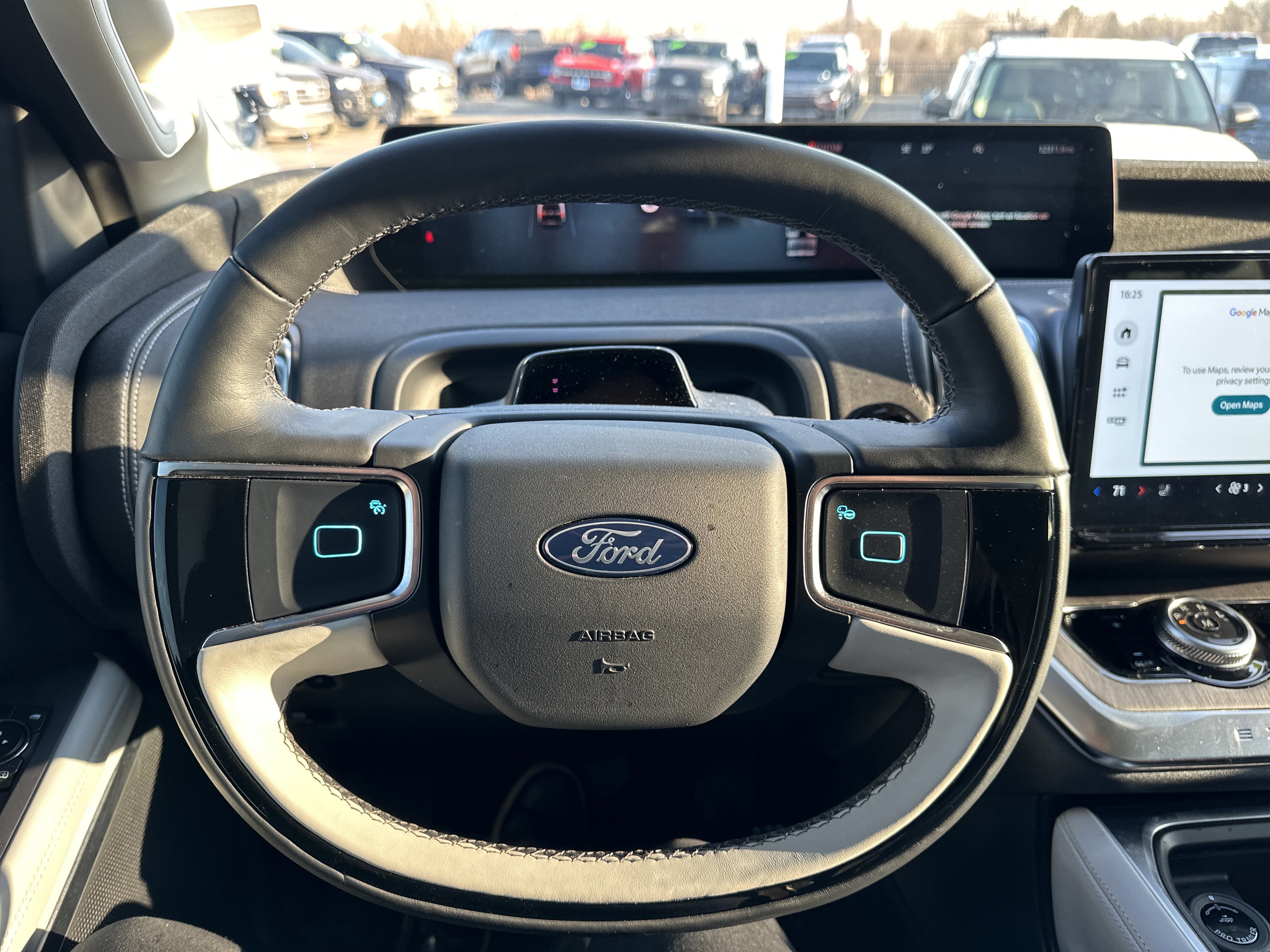 Certified 2025 Ford Expedition Platinum w/ Platinum Ultimate Package image 19