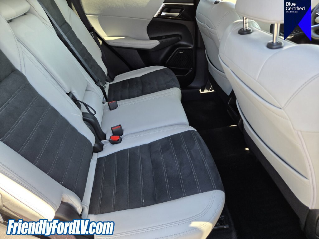 Used 2025 Mitsubishi Outlander SE FWD image 17