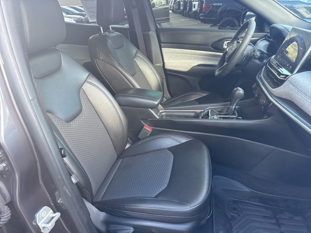 Used 2024 Jeep Compass Latitude image 26