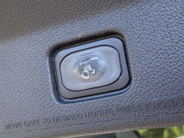 Certified 2019 Ford Explorer XLT w/ Equipment Group 202A image 13