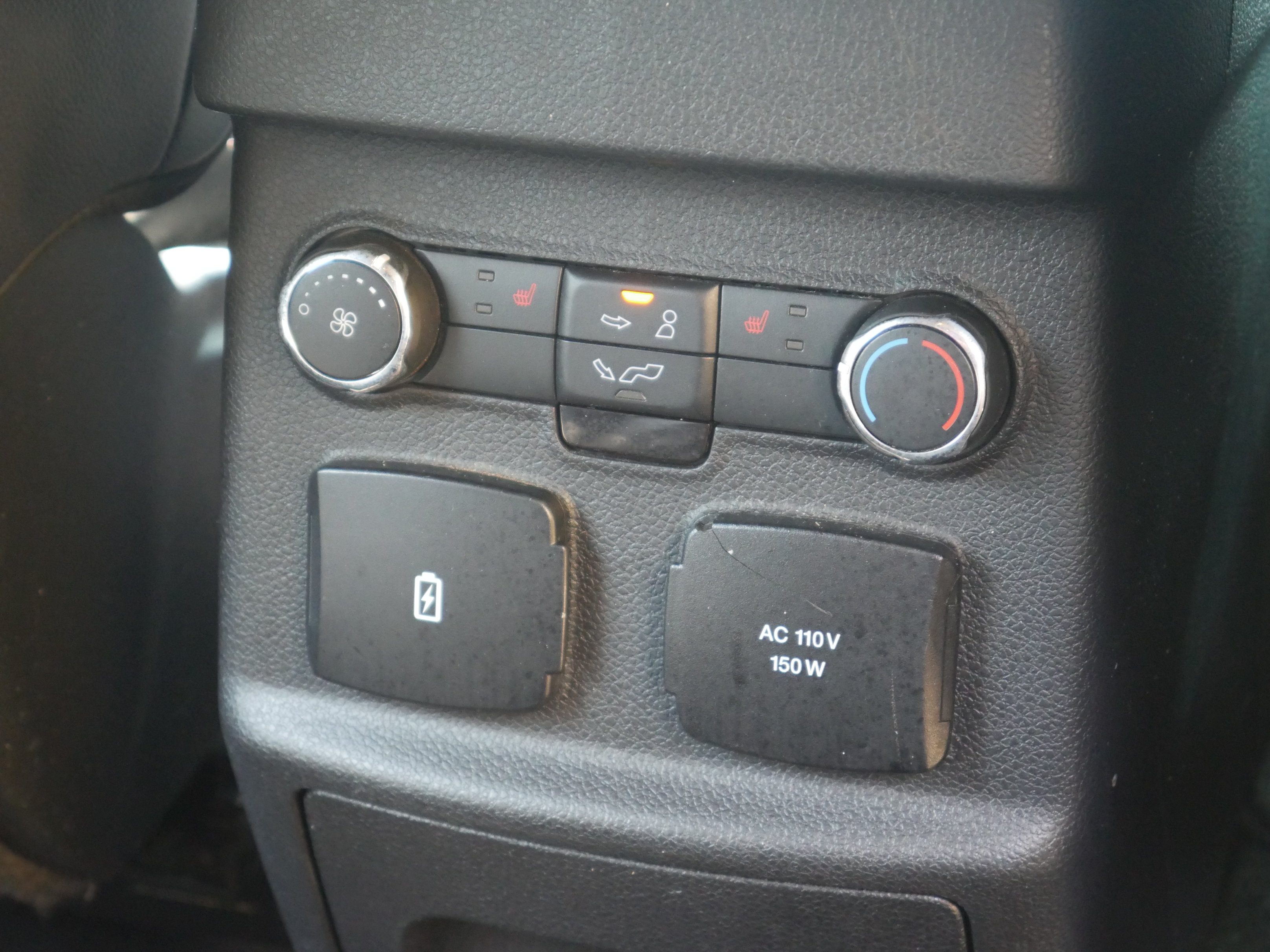 Certified 2017 Ford Explorer Limited FWD image 28