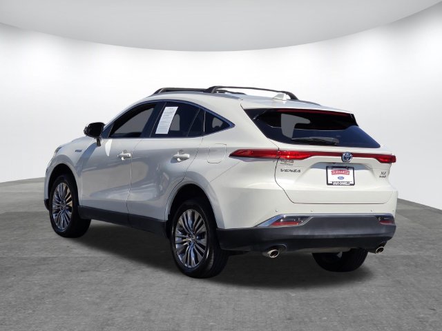 Used 2021 Toyota Venza XLE AWD/4WD image 6