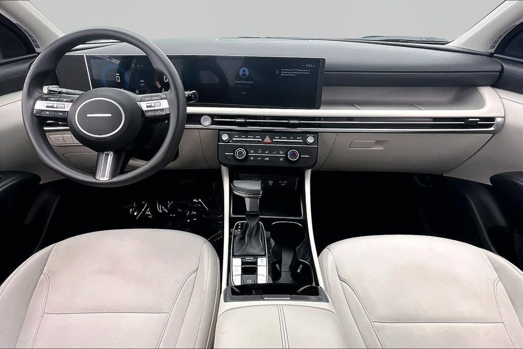 Used 2025 Hyundai Tucson SE FWD image 16