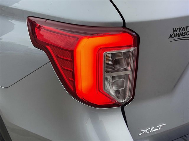 Certified 2023 Ford Explorer XLT w/ Equipment Group 202A image 10