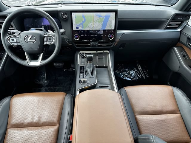 Used 2024 Lexus GX 550 w/ Accessory Package (Z1) AWD/4WD image 15
