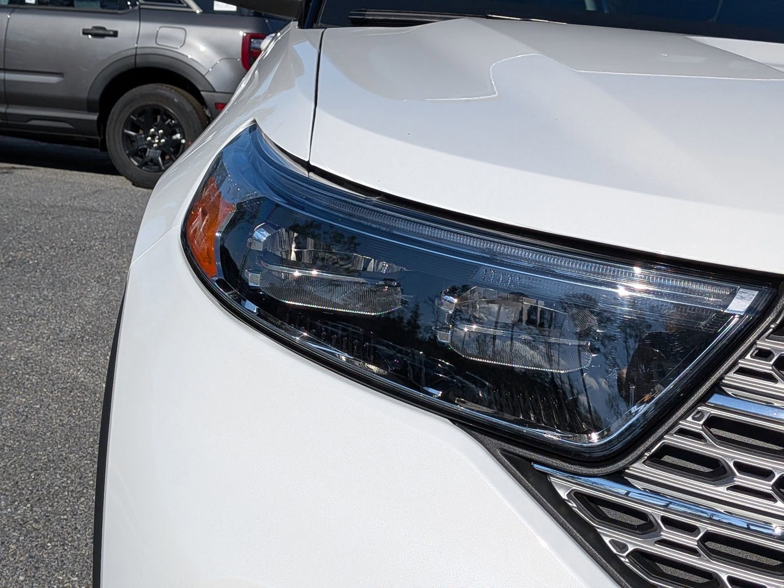 Certified 2023 Ford Explorer Limited w/ Equipment Group 301A image 12