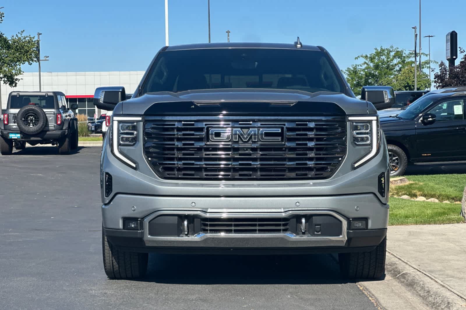 Used 2025 GMC Sierra 1500 Denali Ultimate AWD/4WD image 10