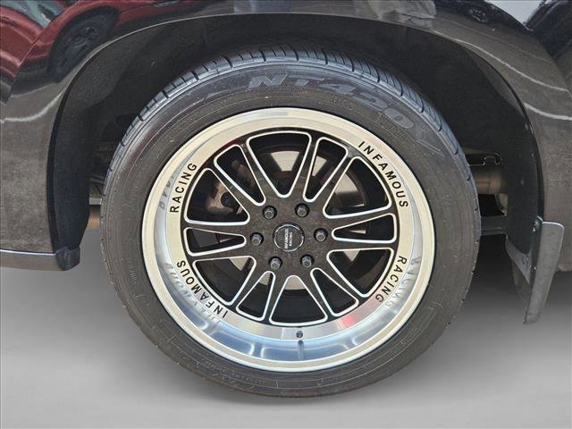 Used 2019 Chevrolet Silverado 1500 High Country w/ Technology Package AWD/4WD image 20
