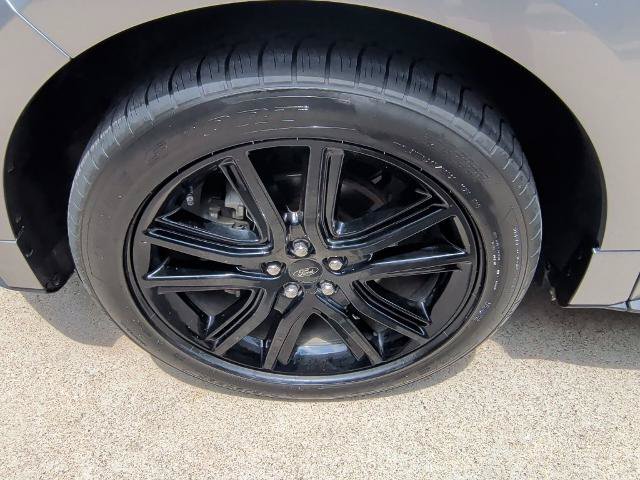 Certified 2020 Ford Edge ST-Line FWD image 33
