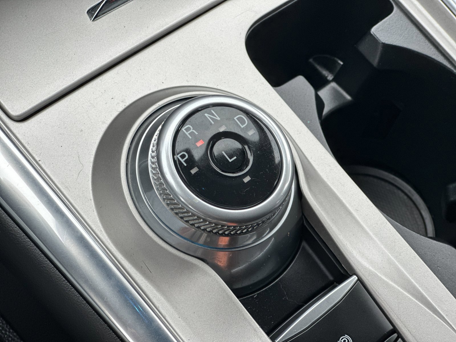 Certified 2022 Ford Explorer XLT w/ Equipment Group 202A image 24