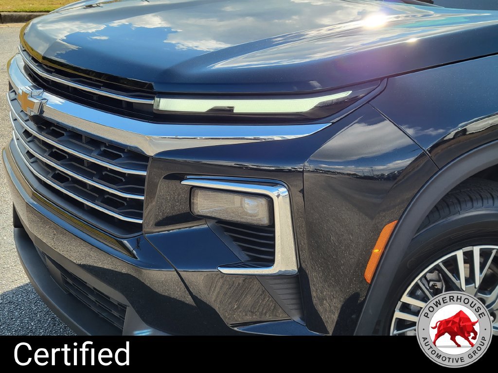 Used 2024 Chevrolet Traverse LT FWD image 11