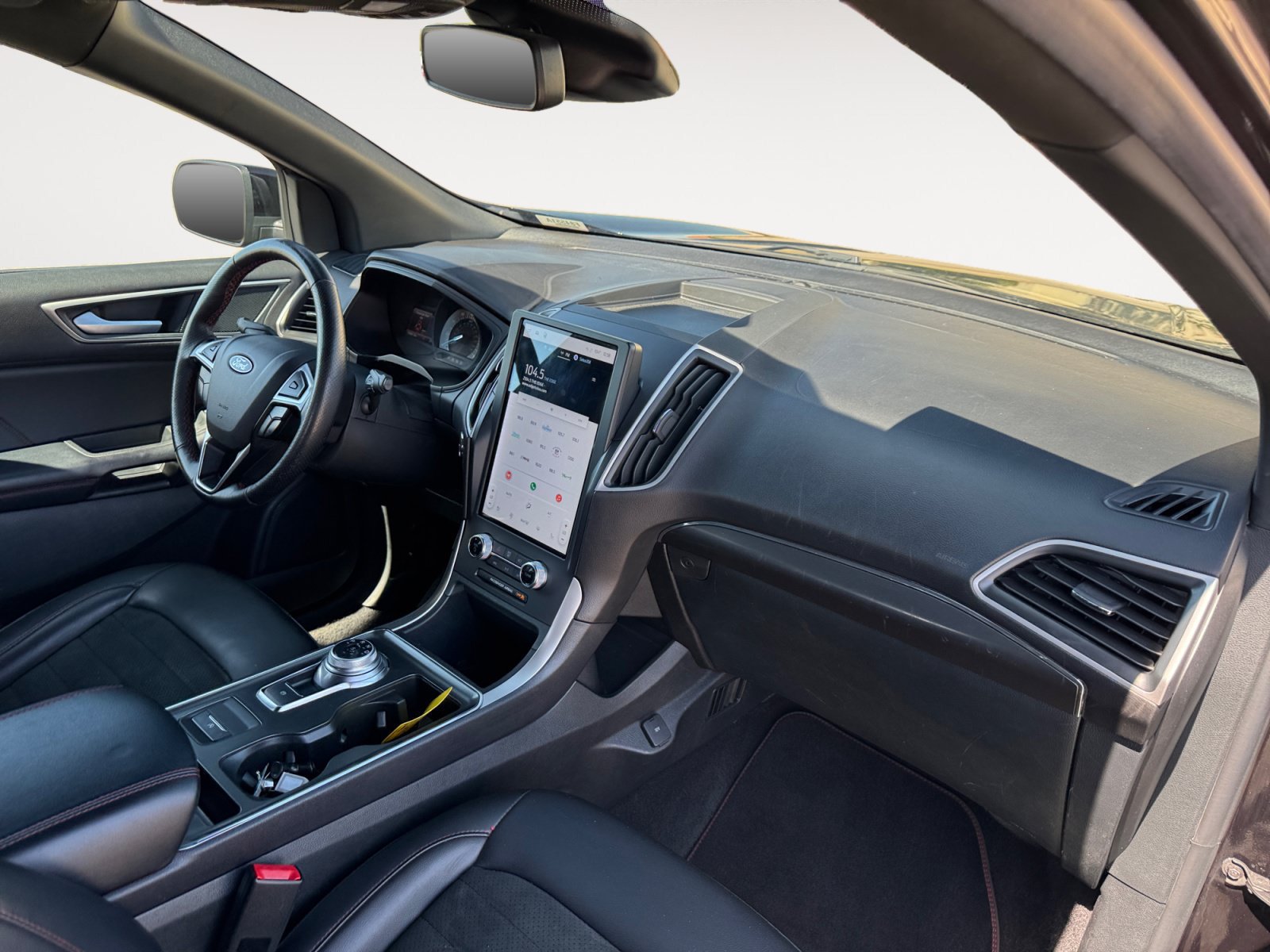 Certified 2024 Ford Edge ST-Line AWD/4WD image 15