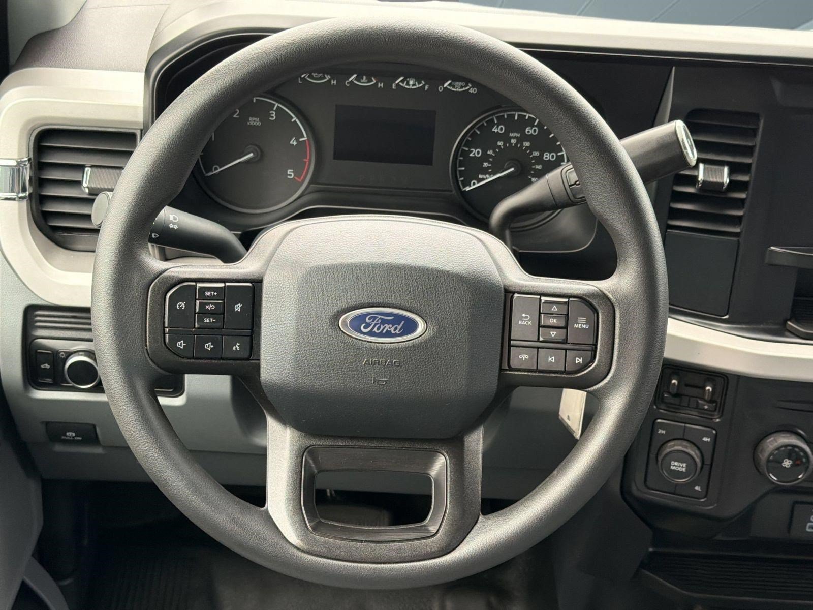 Certified 2025 Ford F350 XL AWD/4WD image 11