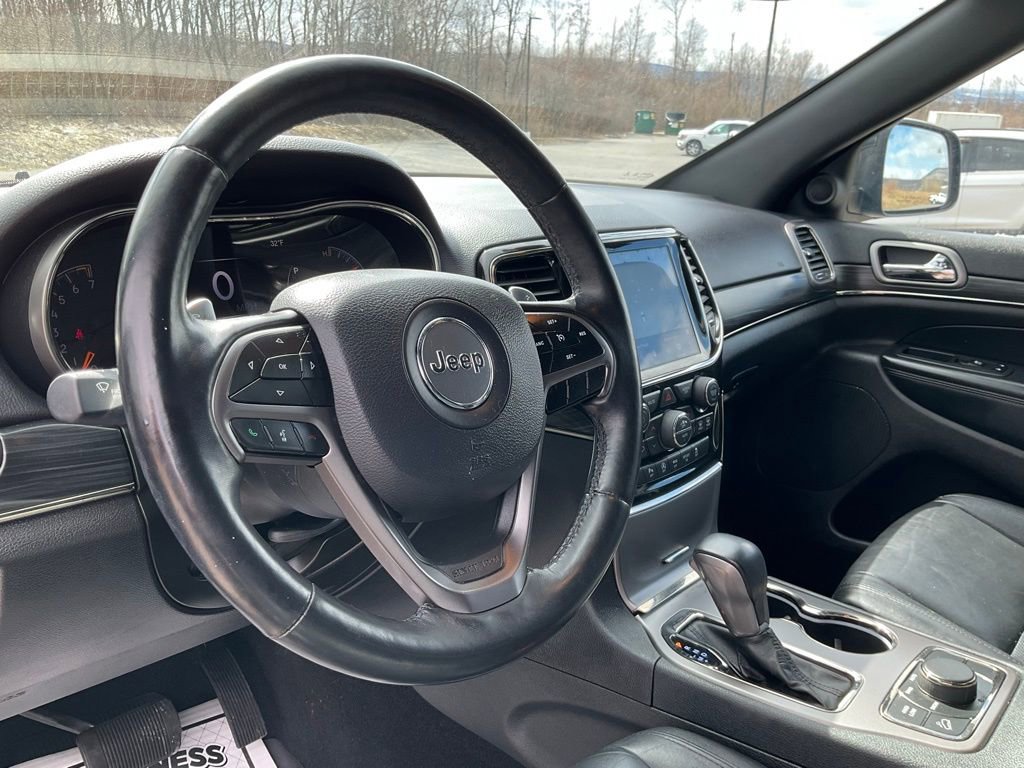 Used 2020 Jeep Grand Cherokee Limited X image 23