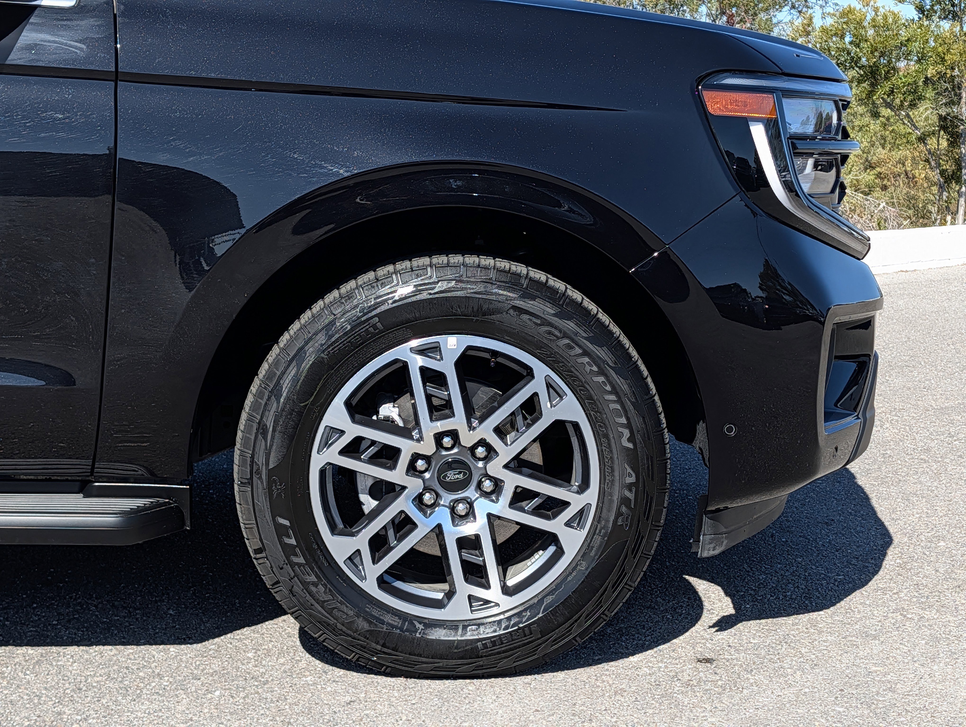 Certified 2025 Ford Expedition Max Active image 11