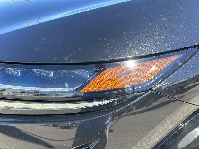 Used 2023 Nissan Ariya AWD image 10