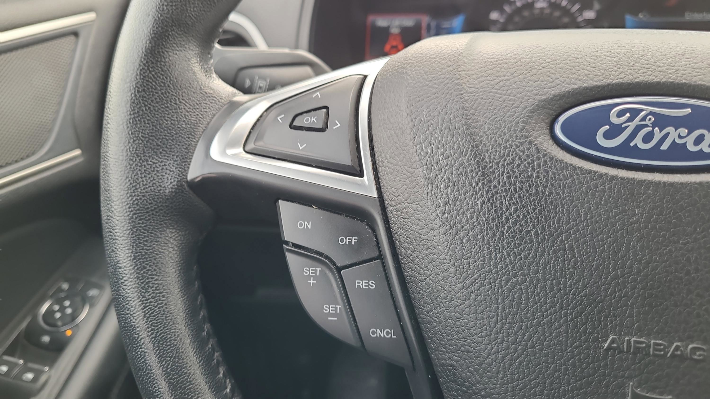 Certified 2022 Ford Edge SEL w/ Convenience Package image 12