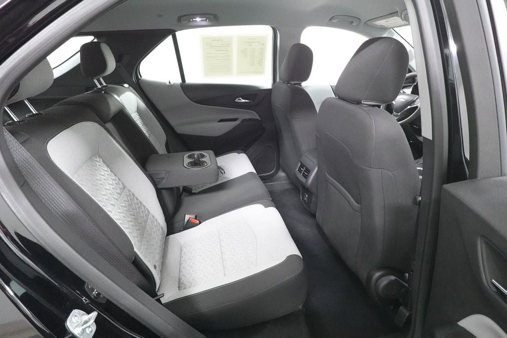 Used 2024 Chevrolet Equinox LS w/ Driver Confidence II Package AWD/4WD image 28