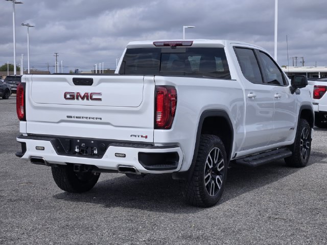 Used 2024 GMC Sierra 1500 AT4 w/ Technology Package AWD/4WD image 7