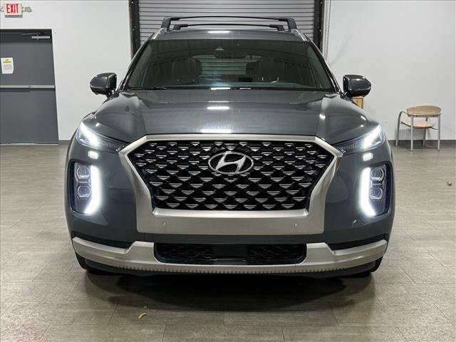 Used 2022 Hyundai Palisade Calligraphy w/ Winter Package image 9