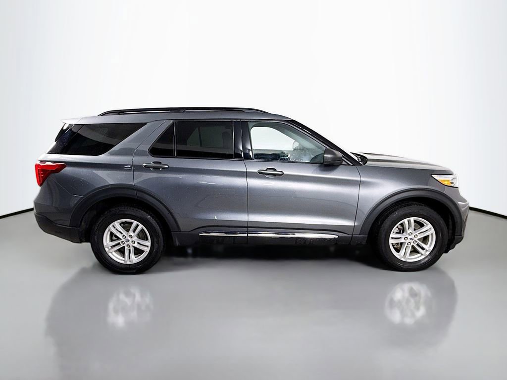 Certified 2023 Ford Explorer XLT w/ Equipment Group 202A image 8