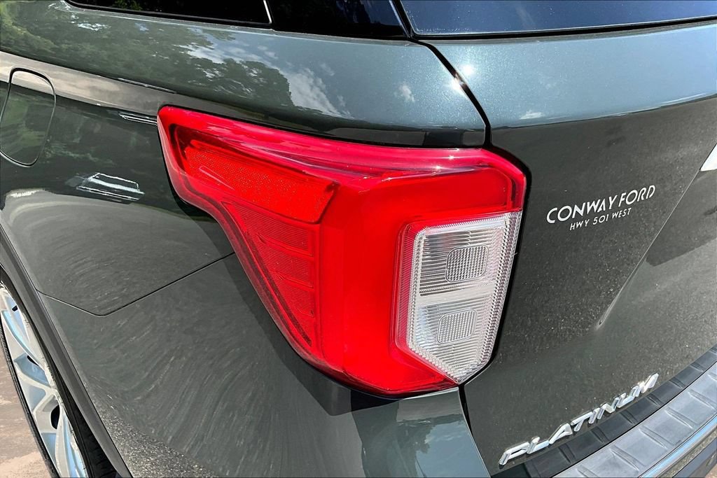 Certified 2022 Ford Explorer Platinum w/ Equipment Group 601A AWD/4WD image 25