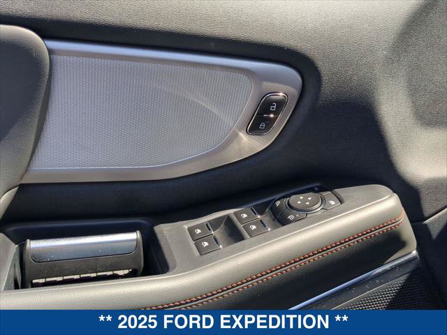 Certified 2025 Ford Expedition Max Active AWD/4WD image 11