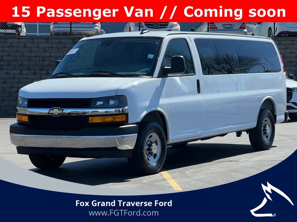 Used 2025 Chevrolet Express 3500 LT w/ LT Preferred Equipment Group image 1